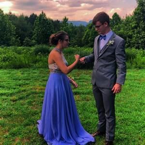 Meet your Posher, Alexis